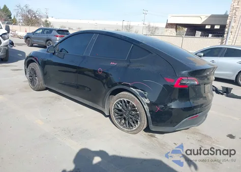 2021 Tesla Model Y Standard Range Rear-Wheel Drive from USA, damaged, VIN 5YJYGDEDXMF116296